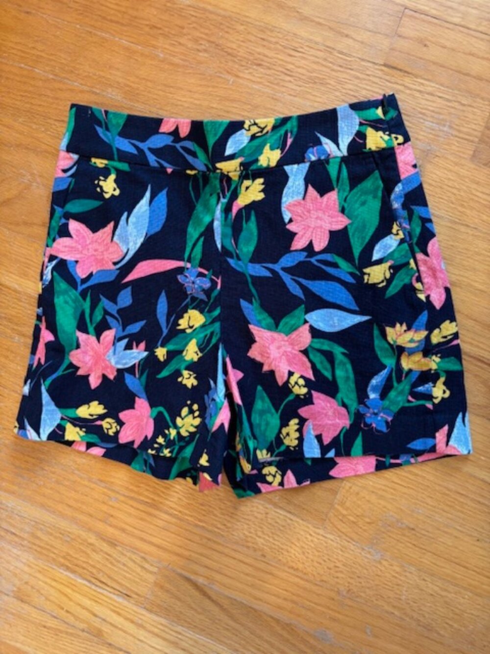 J. Crew Navy Blue Floral Print Basket Weave Shorts Women's Size 0